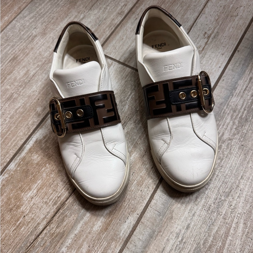 Fendi White Sneakers with Black Logo Buckle